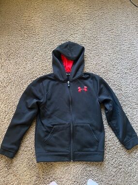 Boys medium Under Armour Black Full-Zip Hoodie with Red Logo & Lined Hood
